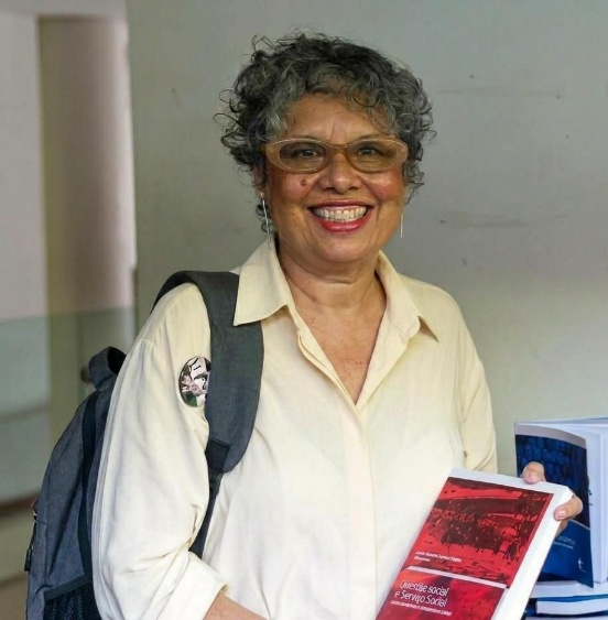 Maria Elizabeth Santana Borges