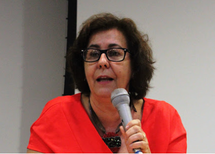 Cláudia Mônica dos Santos  (UFJF)