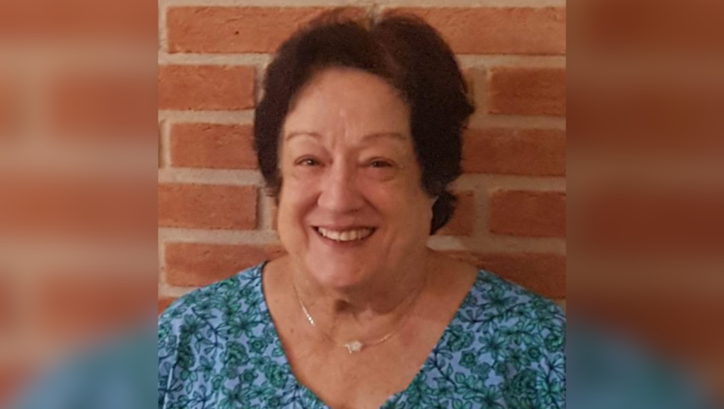 Carmelita Yazbeck (PUC-SP)