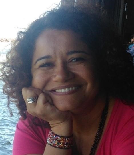 Esther Luíza de Souza Lemos (UNIOESTE)